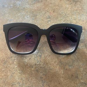 Womens Diff sunglasses